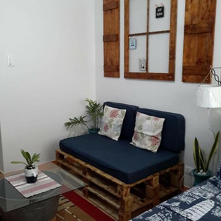 The Treehouse B @ Trees Residences Манила Экстерьер фото